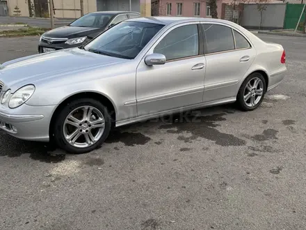 Mercedes-Benz E 320 2004 года за 4 300 000 тг. в Тараз – фото 5