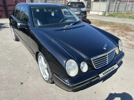 Mercedes-Benz E 430 1999 года за 4 000 000 тг. в Алматы