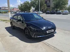 Hyundai Elantra, 2021