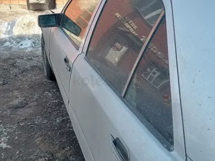 Mercedes-Benz E 260 1990 года за 1 400 000 тг. в Актобе – фото 12