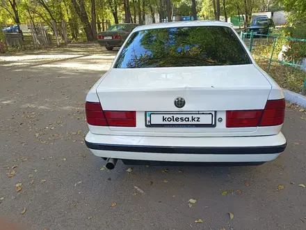 BMW 520 1993 года за 1 990 000 тг. в Караганда