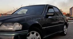 Mercedes-Benz C 200 1996 года за 1 300 000 тг. в Петропавловск – фото 2
