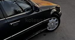 Mercedes-Benz C 200 1996 года за 1 300 000 тг. в Петропавловск – фото 3