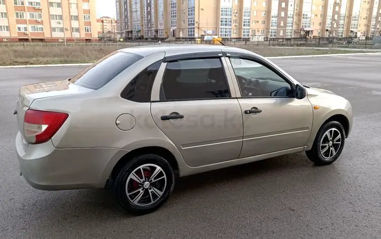 ВАЗ (Lada) Granta 2190 2012 годаүшін2 350 000 тг. в Актобе