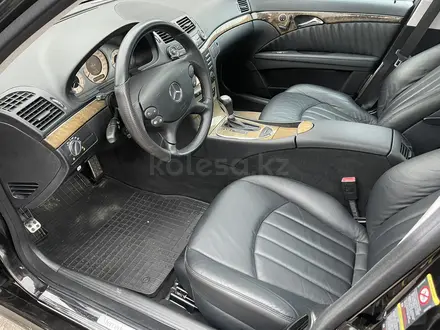 Mercedes-Benz E 500 2008 года за 8 850 000 тг. в Алматы – фото 46