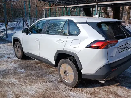 Toyota RAV4 2023 года за 20 000 000 тг. в Алматы – фото 2