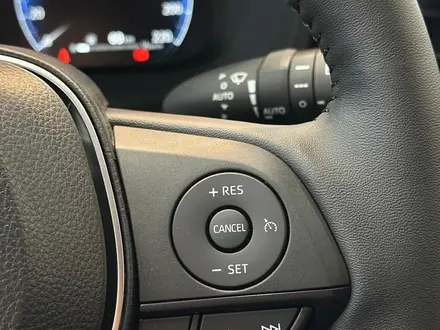 Toyota RAV4 Prestige 2025 года за 18 120 000 тг. в Алматы – фото 18