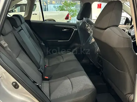 Toyota RAV4 Prestige 2025 года за 18 120 000 тг. в Алматы – фото 6