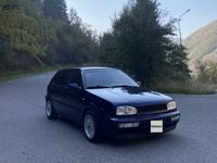 Volkswagen Golf 1997 годаүшін3 050 000 тг. в Алматы