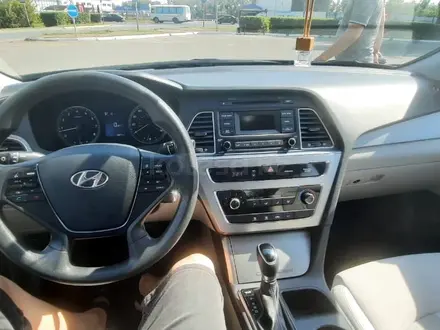 Hyundai Sonata 2017 года за 6 000 000 тг. в Уральск – фото 6