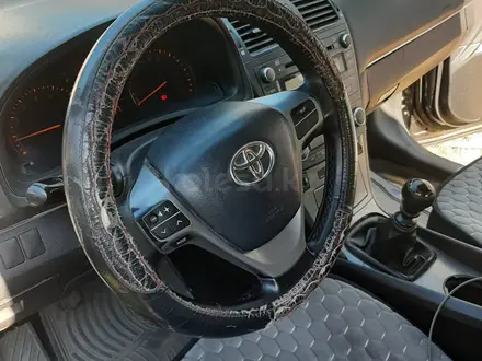 Toyota Avensis 2009 года за 5 000 000 тг. в Семей – фото 8