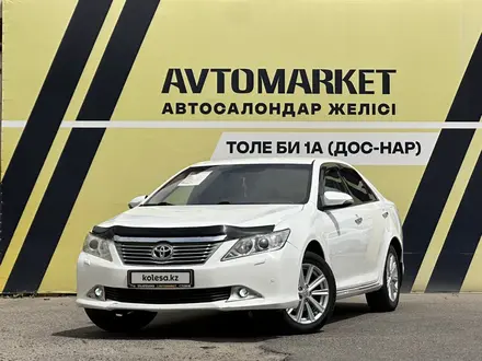 Toyota Camry 2012 года за 8 100 000 тг. в Тараз