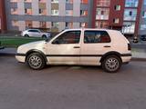 Volkswagen Golf 1994 года за 1 300 000 тг. в Караганда – фото 2