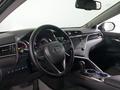 Toyota Camry 2018 года за 11 590 000 тг. в Шымкент – фото 18