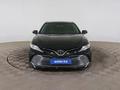 Toyota Camry 2018 года за 11 590 000 тг. в Шымкент – фото 2