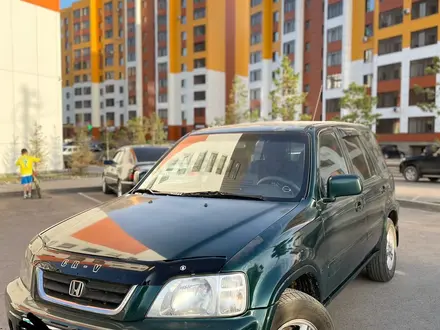 Honda CR-V 2001 года за 3 800 000 тг. в Астана