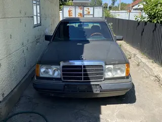 Mercedes-Benz E 260