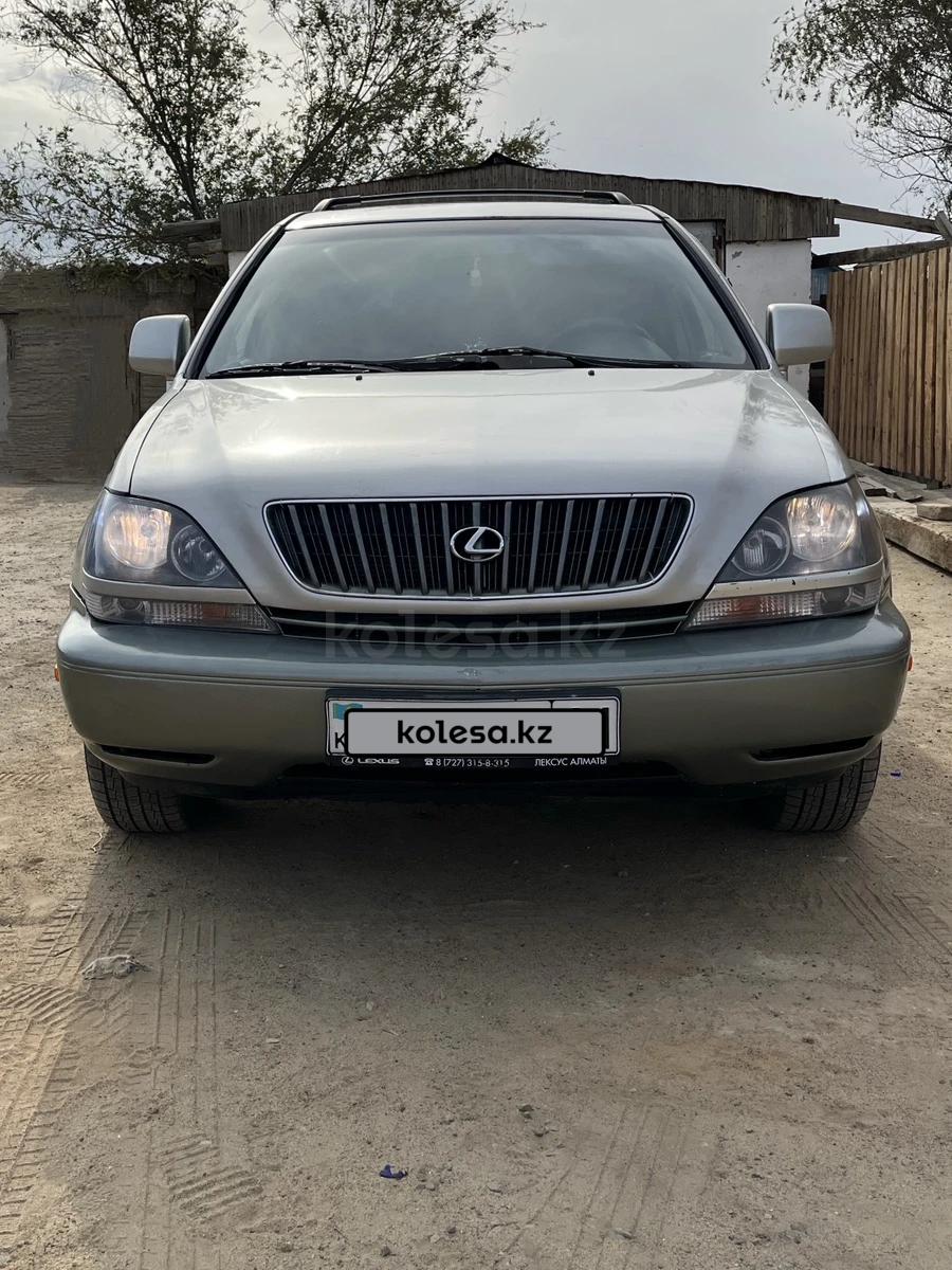 Lexus RX 300 2000 г.