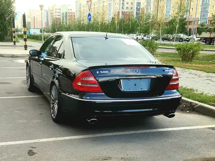 Mercedes-Benz E 500 2004 года за 7 400 000 тг. в Астана – фото 2