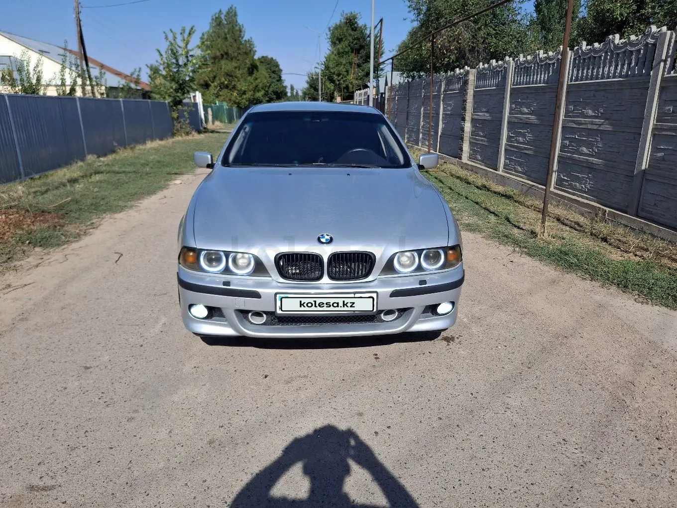 BMW 5 Series, 2001