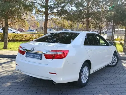 Toyota Camry 2014 года за 9 990 000 тг. в Алматы – фото 6