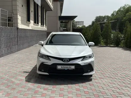 Toyota Camry 2021 года за 12 000 000 тг. в Алматы – фото 14