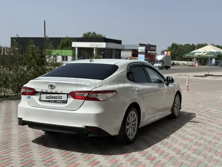 Toyota Camry 2021 года за 12 000 000 тг. в Алматы – фото 20