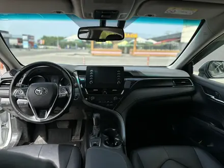 Toyota Camry 2021 года за 12 000 000 тг. в Алматы – фото 39