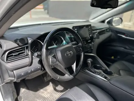 Toyota Camry 2021 года за 12 000 000 тг. в Алматы – фото 41