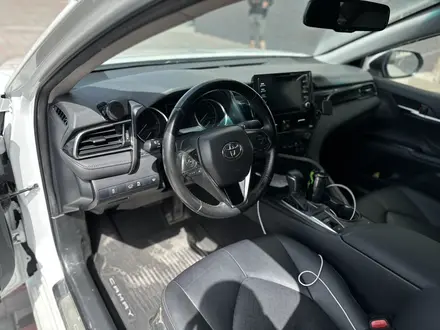 Toyota Camry 2021 года за 12 000 000 тг. в Алматы – фото 42