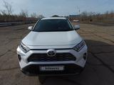 Toyota RAV4 2019 года за 15 500 000 тг. в Караганда