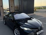 Toyota Camry 2019 года за 12 800 000 тг. в Атырау