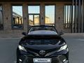 Toyota Camry 2019 года за 12 800 000 тг. в Атырау – фото 2