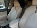 Toyota Camry 2019 года за 12 800 000 тг. в Атырау – фото 10