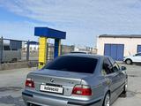 BMW 528 1997 года за 4 500 000 тг. в Актау – фото 4