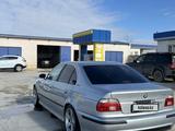 BMW 528 1997 года за 4 500 000 тг. в Актау – фото 3