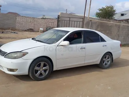 Toyota Camry 2005 года за 3 500 000 тг. в Актау – фото 3