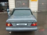 Mercedes-Benz E 230 1993 года за 1 700 000 тг. в Мерке – фото 5