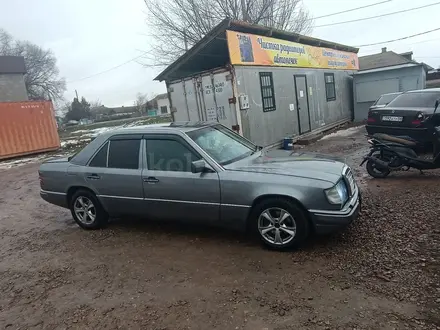 Mercedes-Benz E 230 1993 годаүшін1 700 000 тг. в Мерке – фото 6