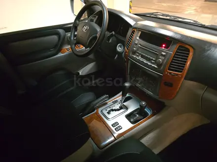 Toyota Land Cruiser 2006 года за 11 900 000 тг. в Алматы – фото 6