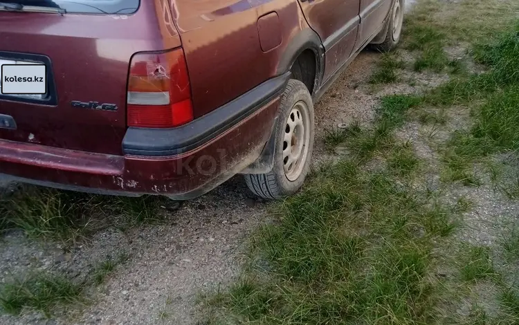 Volkswagen Golf 1994 года за 1 200 000 тг. в Семей
