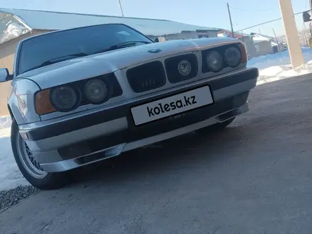 BMW 520 1994 года за 2 000 000 тг. в Шымкент – фото 2