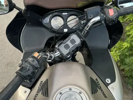Honda  NT650V Deauville 1998 года за 1 600 000 тг. в Астана – фото 7