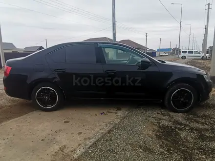 Skoda Octavia 2014 года за 4 000 000 тг. в Атырау – фото 6