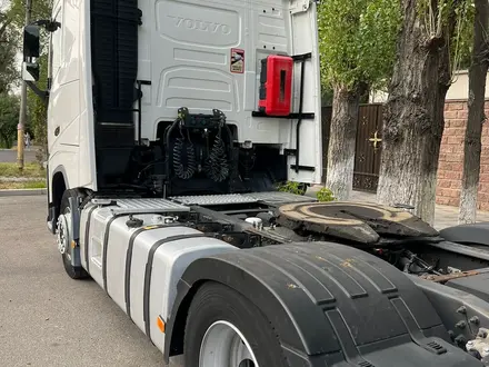 Volvo  FH 2016 года за 20 500 000 тг. в Тараз – фото 9