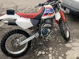 Honda  XR 400 1998 года за 1 590 000 тг. в Алматы