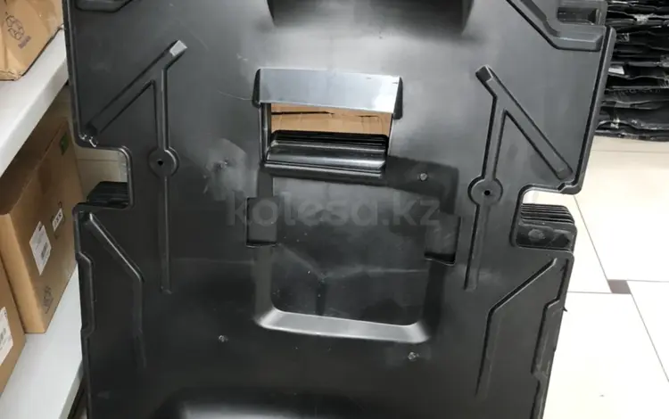Защита двигателя картера Мерседес 124 за 7 900 тг. в Астана