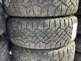 Goodyear Wrangler Duratrac 265/65R17 112Sfor100 000 тг. в Алматы