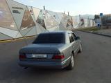 Mercedes-Benz E 220 1993 годаүшін2 200 000 тг. в Алматы – фото 3