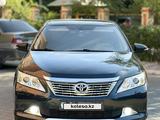 Toyota Camry 2013 годаүшін6 800 000 тг. в Атырау – фото 2